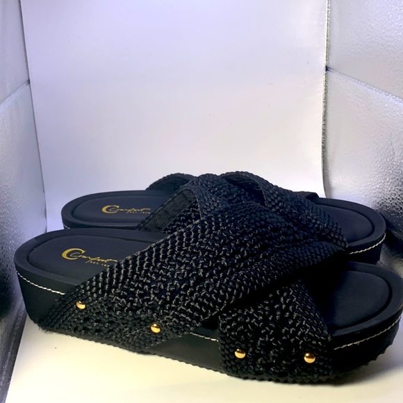 C Comfort NWOT women’s sandals size 10 in excellent condition - Picture 2 of 5